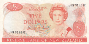 NEW ZEALAND QEII